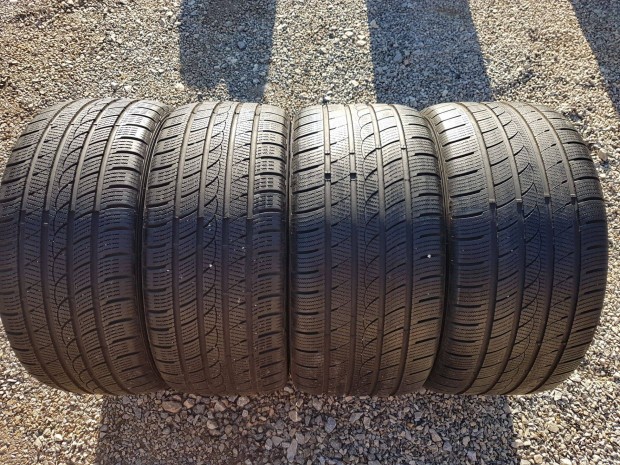 275/40 R20 s 315/35R20 tli gumi 4db Tracmax DOT2017