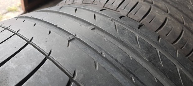 275/40 R20 gumi 