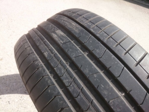 275/40 R22 275/40R22 275 40 22 Pirelli P-Zero PZ4 * RFT 2021 1db !!!