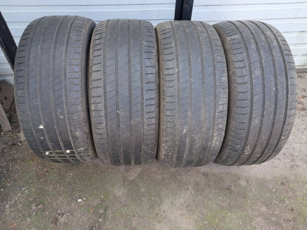 275/45R20 Nyri gumi