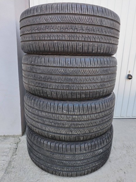 275 45 21 pirelli 275/45 R 21 4évszakos gumi garnitura