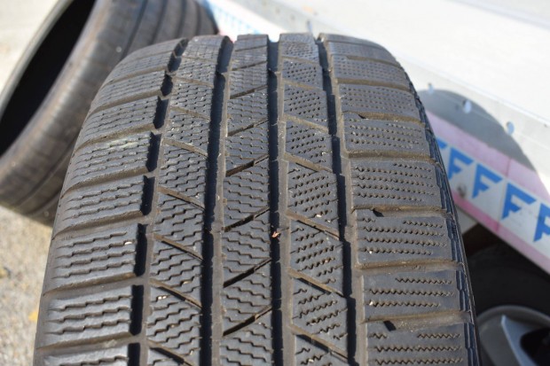 275/45 R21 Continental Crosscontact Winter tli 7mm 4db DOT:2321