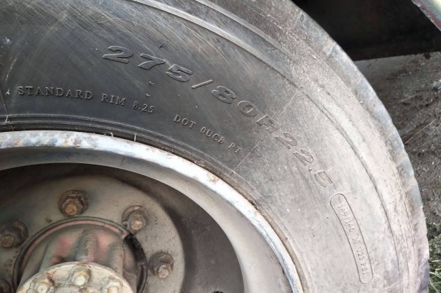 275/80 R22,5 275 80 R 22,5 Ling-Long gumik