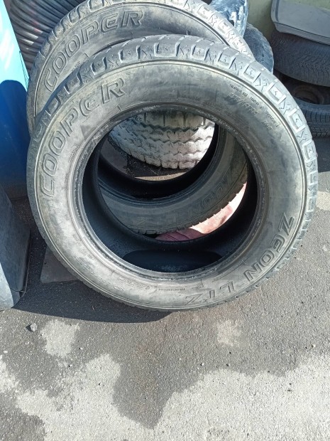 275 /60 R20 terepjáró gumiabroncs