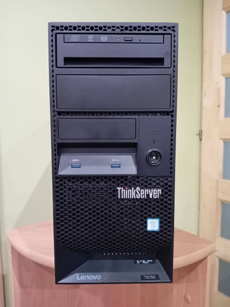 27% fs! Lenovo Thinkserver TS150 / E3-1225 V6 / DDR4 / SSD / DVD-RW