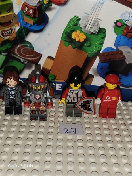 27 lego figurk nagyon olcson 