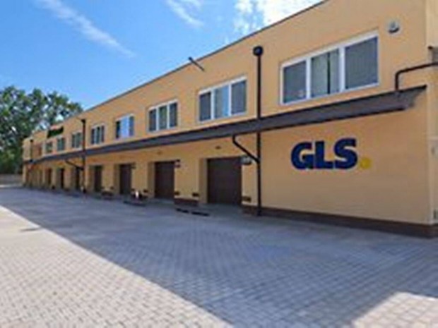 27 m2 sz�p iroda nyugodt k�rnyezetben