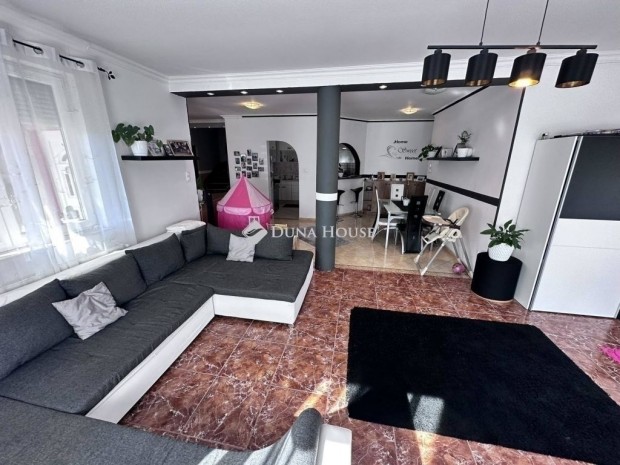 280 nm-es h�z elad� �ll�