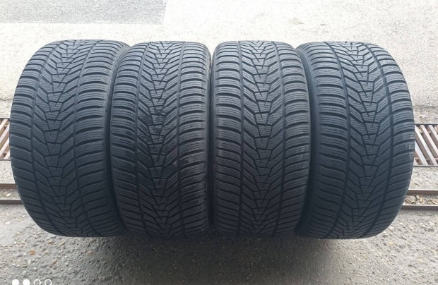 284/40 R20" Hankook újszerű téli garnitúra