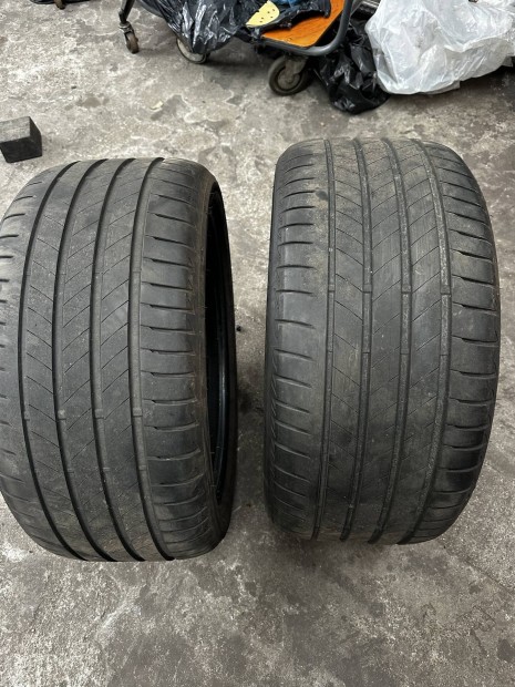 285/35R20 nyári Bridgestone