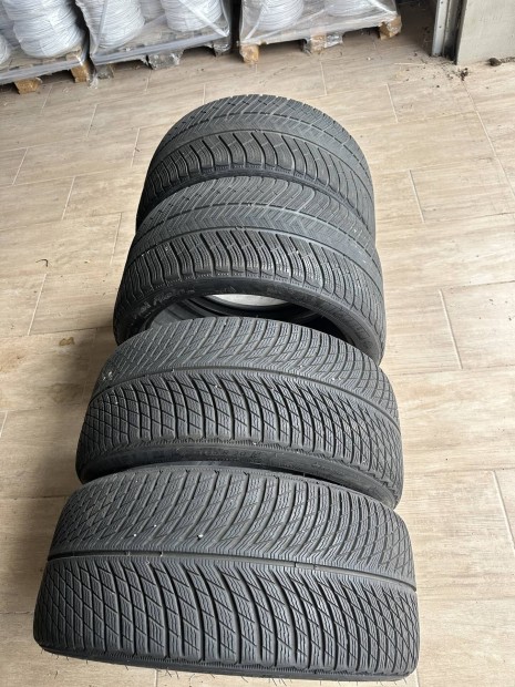 285/35 20 Michelin Alpin pa4 