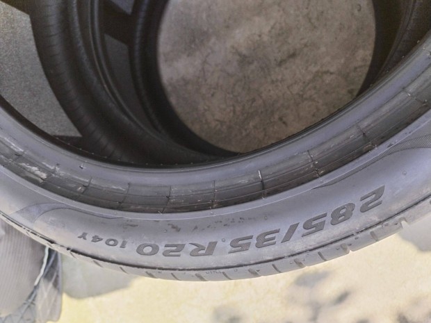 285 35 20 pirelli 285/35 R 20 nyári gumi 2 db újszerű
