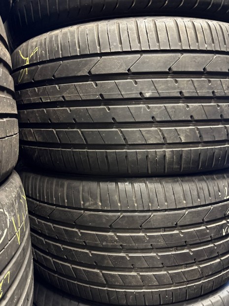 285/35r22 285/35R22