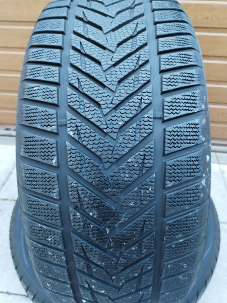 285 40 22 vredestein 285/40 R 22 tli gumi garnitura