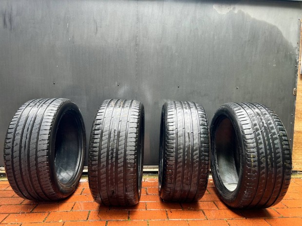 285/40 R20" ZR Michelin használt nyári gumi 4 db