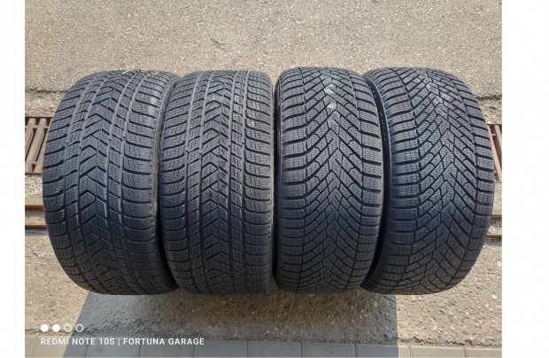 285/40 R20" + 255/45 R20" Pirelli Scorpion újszerű téli garnitúra