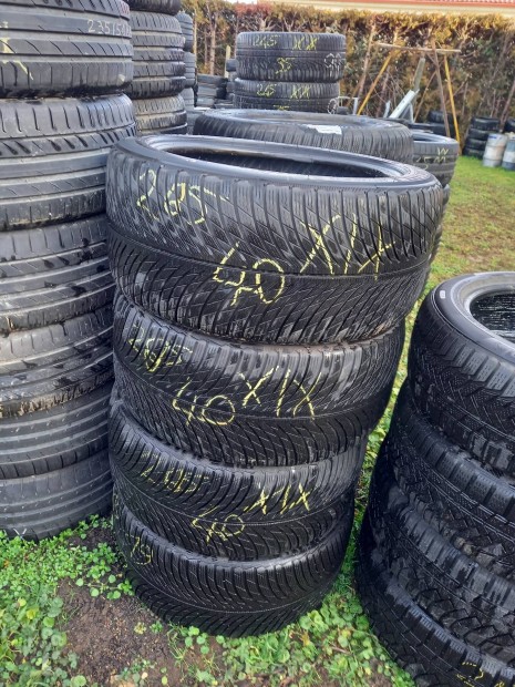 285/40r19 michelin téligumi