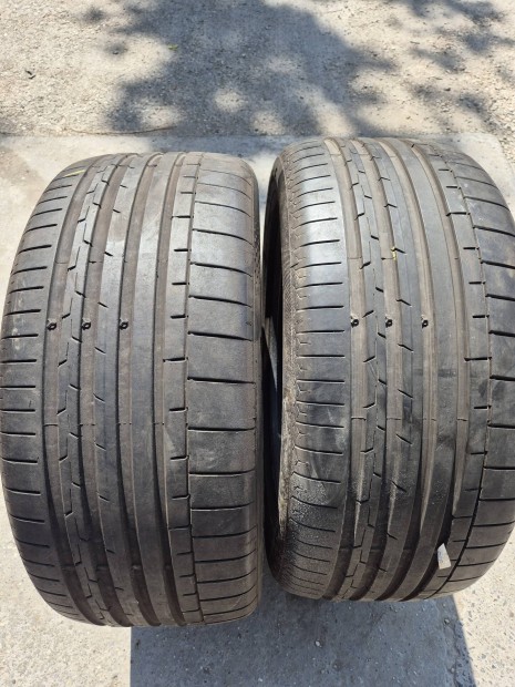 285/45R21 Continental
