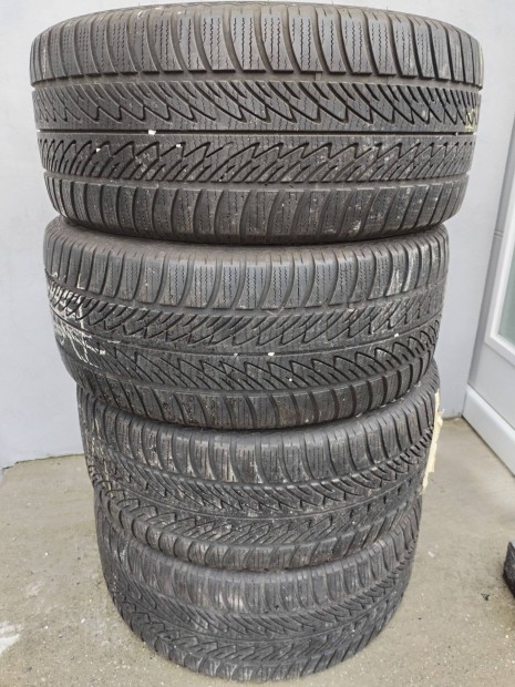 285 45 20 goodyear 285/45 R 20 tli gumi garnitura