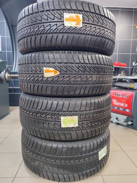 285/45-20 j Goodyear tligumi!