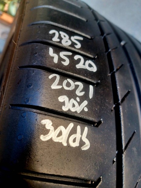 285/45r20 285/45 r20 nyri 2db Continental 