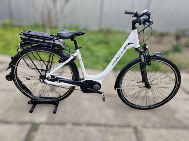 28 Hercules női mélyvázas elektromos városi ebike kerékpár