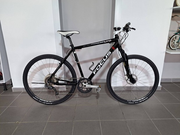 28" Focus LTD Disc trekking SLX 3x9 seb. kerkpr 28-as