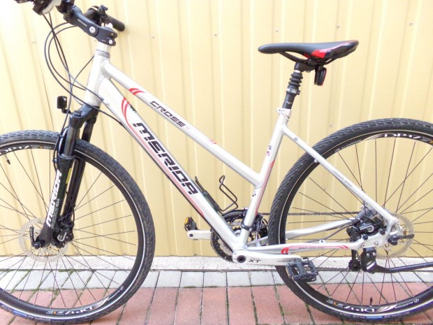 28" Merida Crossway-900 trcsafk 27seb.XT ni cross trekking. Szp me