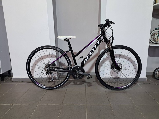 28" Scott Sportster női trekking 3x9 seb. kerékpár 28-as 2