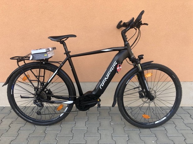 28"-os Genesis ebike, 55-s vz, CX 500Wh, 1070km, garancia