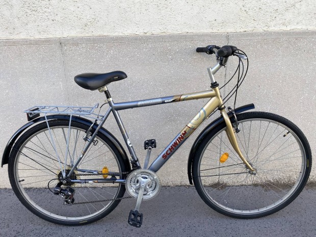 28-as,Schwinn csepel felszerelt,szezonra kész kerékpár.