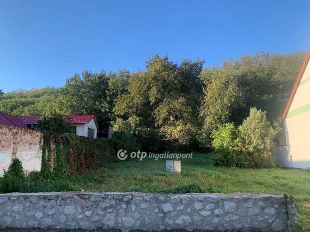 2918 nm-es telek elad� Egerszal�k
