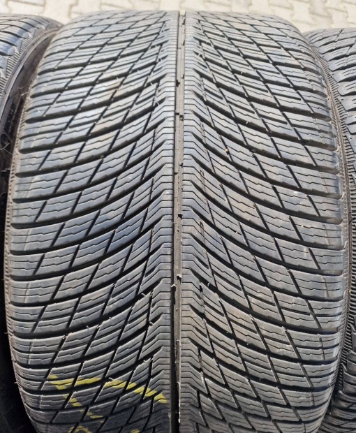 295/30R21 295/30 R21 295/30/21 295/30x21 Eqe