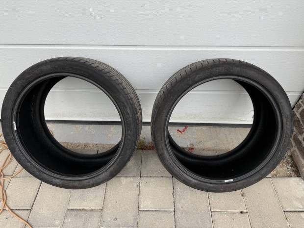 295 30 r20 Pirelli Pzero Dot23 Gumi