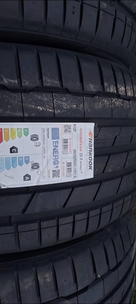 295/35r20 Hankook 4db j nyarigumi