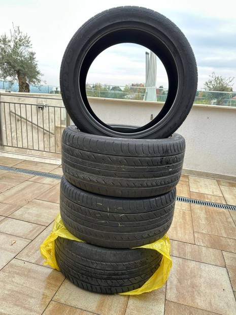 295/40 R21 Toyo Proxes T1 Sport SUV nyri gumi garnitra