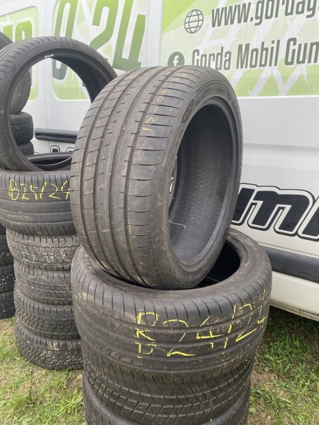 295/40 r21 Goodyear nyri gumi 2 db