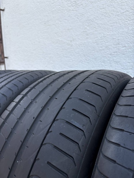 295/40r21 295/40R21