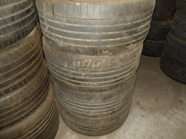 295/40r21 Continental nyri gumi ajndk szerelssel