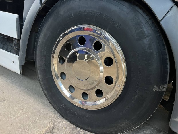 295/80 R 22,5 teherautó gumi felnivel