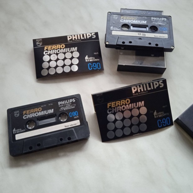 2DB Philips Ferro Chromium kazetta elad