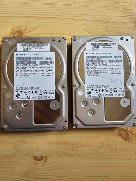 2TB Hitachi NAS-ba val HDD 2DB elad