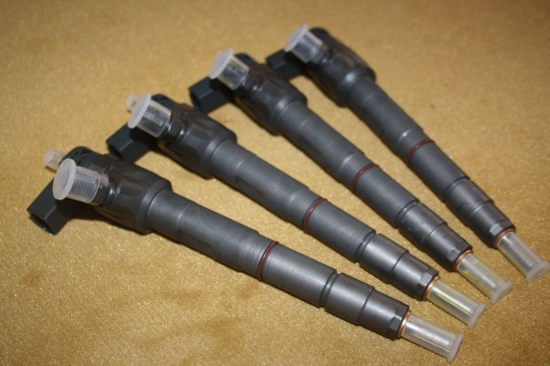 2.0 TDI porlasztó 04L130277E 0445110474 04L130277AK 0445110475