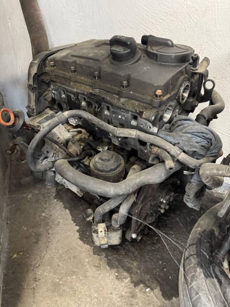 2.0 pd tdi motor es alkatrszei elad!