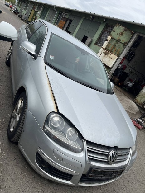 2.0 tfsi vw jetta golf 5 alkatrszek