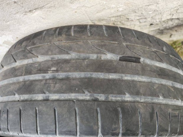 2+1 235/45 R18 nyári gumiabroncs Ingyen, Bp