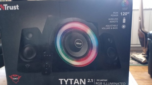 2.1 -es Trust Titan hangrendszer