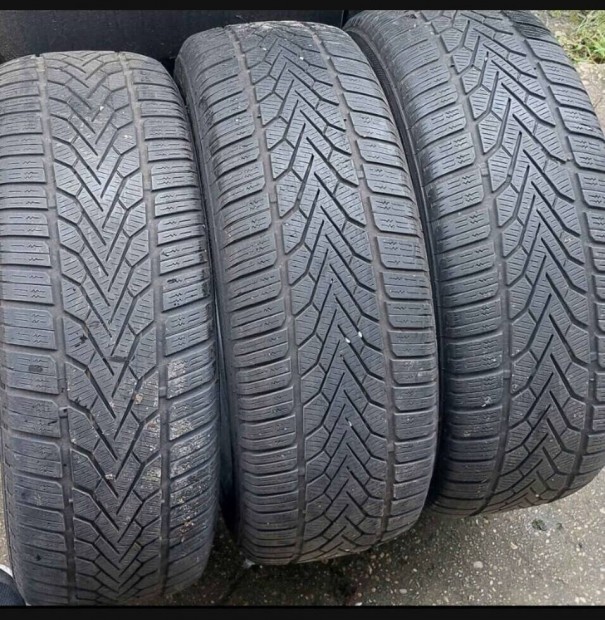 2+1db 225/60R16  225/60 R16 t�ligumi