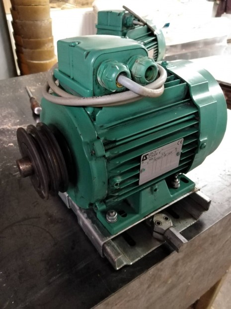 2,2 kW villanymotor elad 