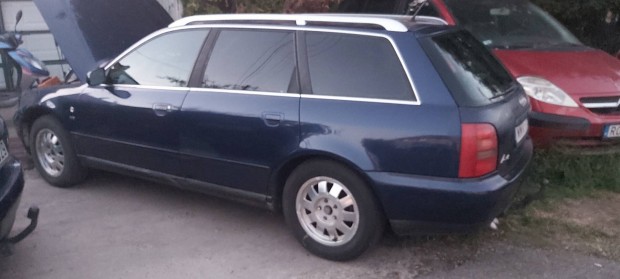 2.5Tdi Avant 6 seb. horog b�r digitkl�ma 1 tulaj,csere nagyobbra!